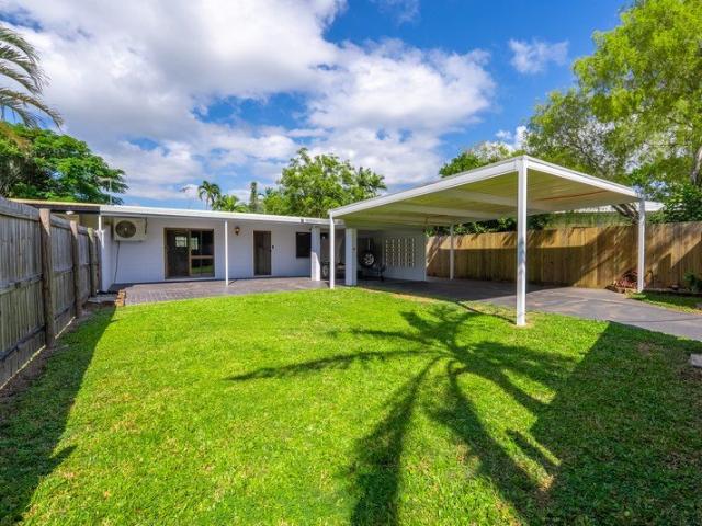 Duplex for sale in Kewarra Beach, Queensland