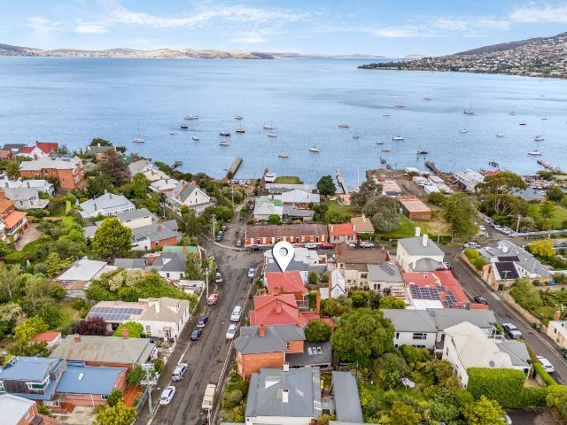 Apartment for sale in Battery Point, Tasmania