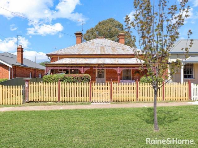 House for sale in Bathurst, New South Wales