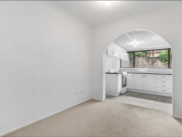 Apartment for rent in Toombul, Queensland