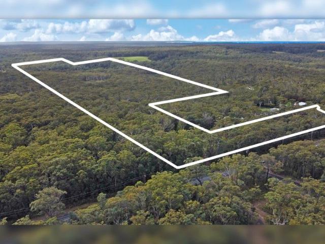 Cottage for sale in St Georges Basin, New South Wales