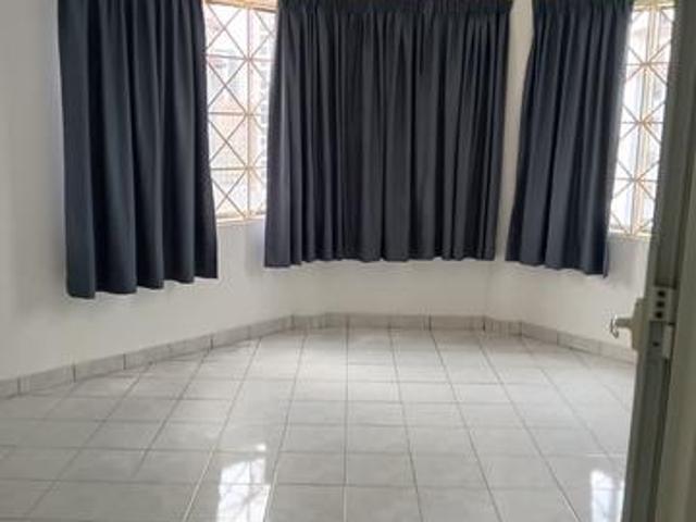 Condominium for sale in Petaling, Damansara Damai