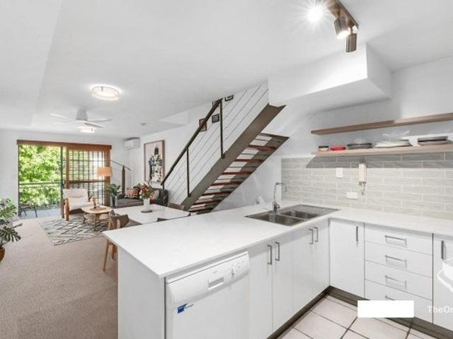 Apartment for rent in Toombul, Queensland