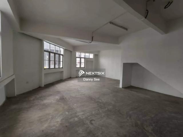 Shop for rent in Labu Jaya, Negeri Sembilan