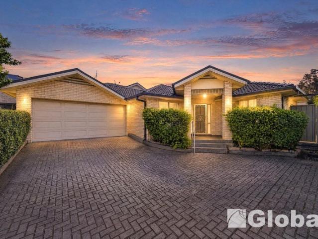 Villa for sale in Warners Bay, Newcastle-Maitland