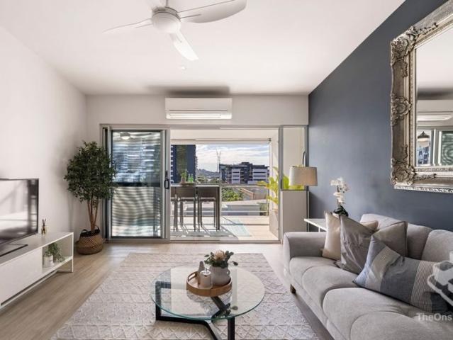 Apartment for rent in Toombul, Queensland
