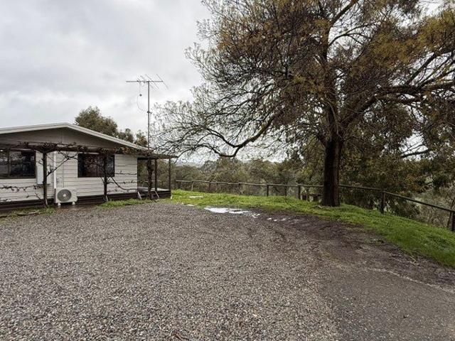 House for rent in Stirling, South Australia