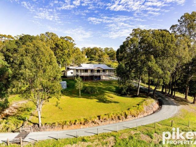 Cottage for sale in Toombul, Queensland