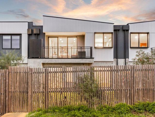 Townhouse for sale in Torquay, Victoria