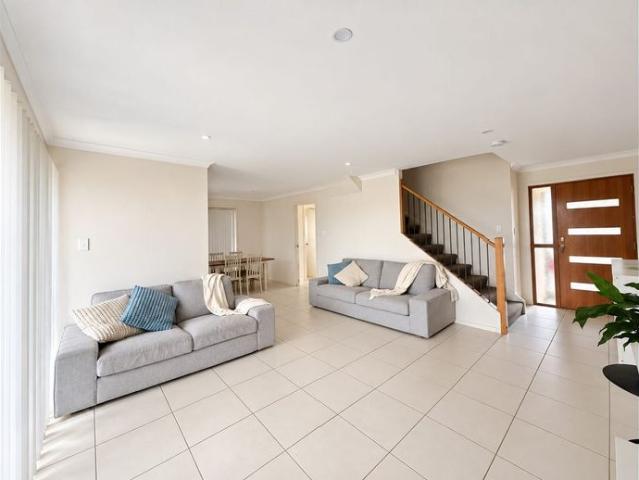 Townhouse for rent in Toombul, Queensland