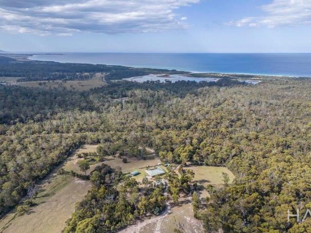 House for sale in Bicheno, Tasmania
