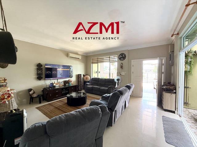 Terraced House for sale in Long Miri