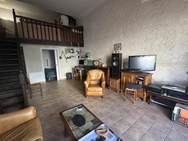 Appartement vente à Arrondissement de Toulon, Solliès-pont
