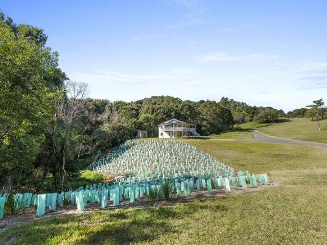 Cottage for sale in Fernbrook, Queensland