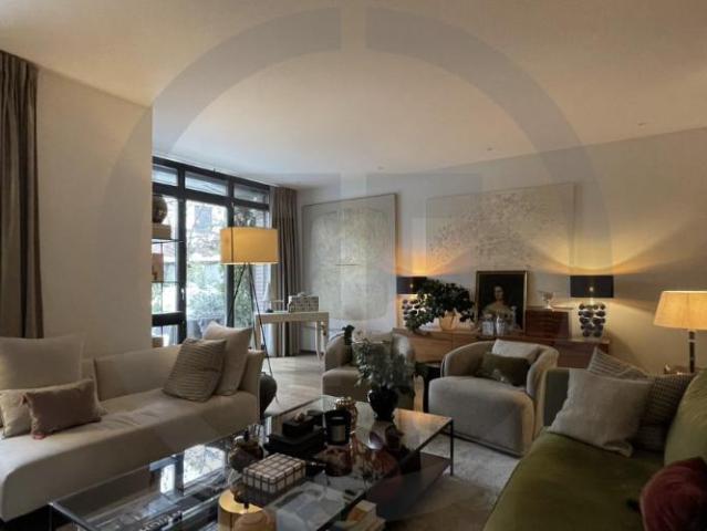 Haus mieten in Champel, Genève