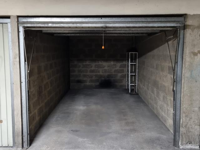 Garage vente à Rennes, Bretagne