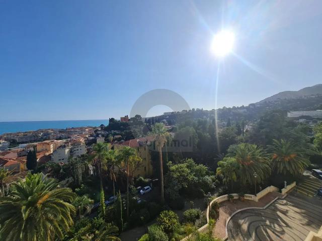 Appartement location à Nice, Menton