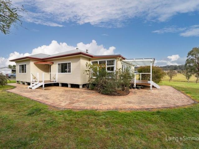 House for sale in Armidale