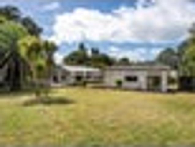 House for sale in Whangaparaoa