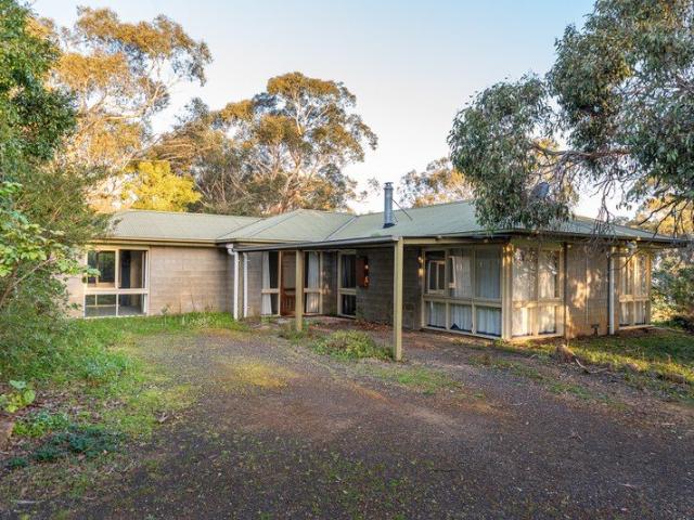 House for rent in Bullengarook, Victoria
