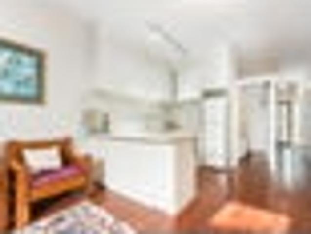 Apartment for sale in Auckland, Oroua County