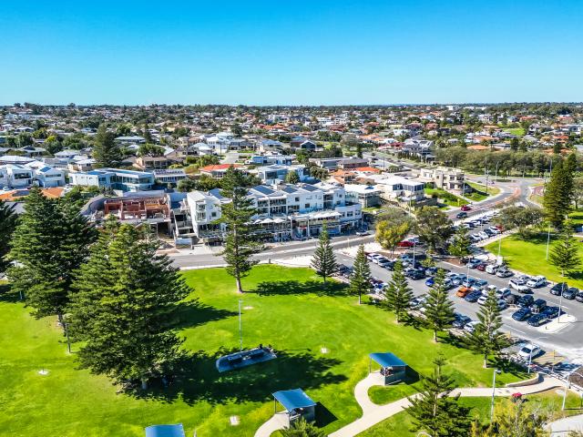 Property for sale in Mullaloo, Western Australia