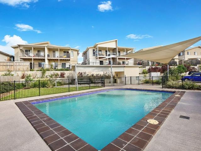 Townhouse for sale in Kings Creek, Queensland