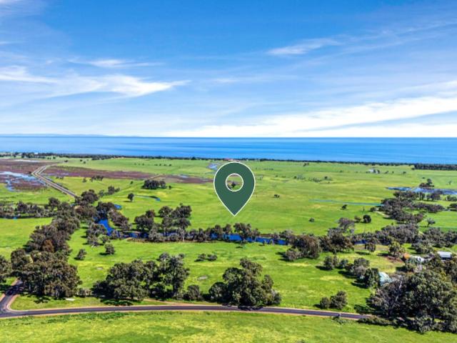 Cottage for sale in Forrest Beach, Western Australia