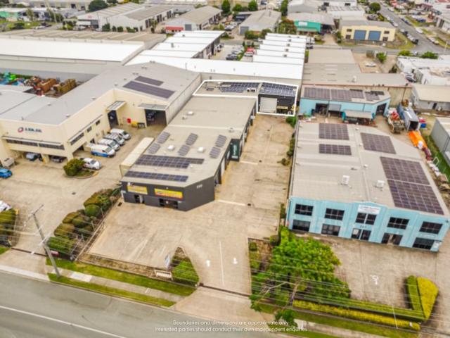 Warehouse for rent in Toombul, Queensland