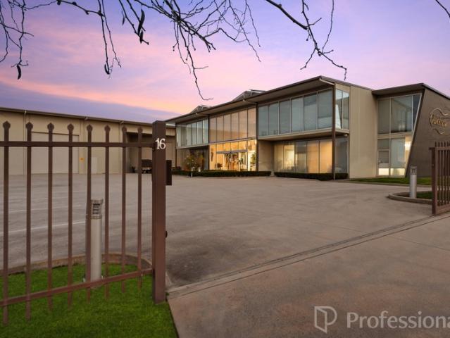 Warehouse for sale in Bathurst, New South Wales