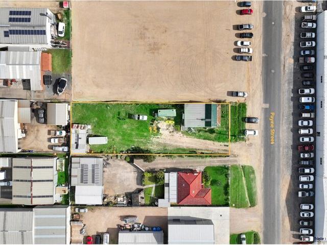 Warehouse for sale in Bairnsdale, Victoria