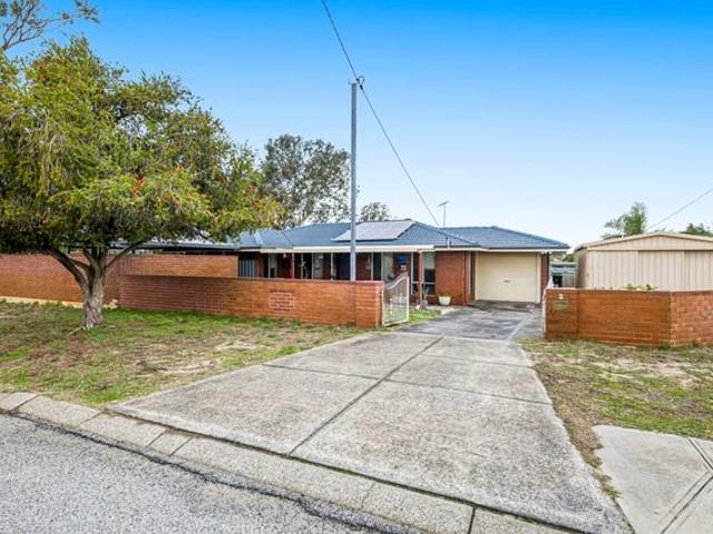 House for sale in Lockridge, Western Australia