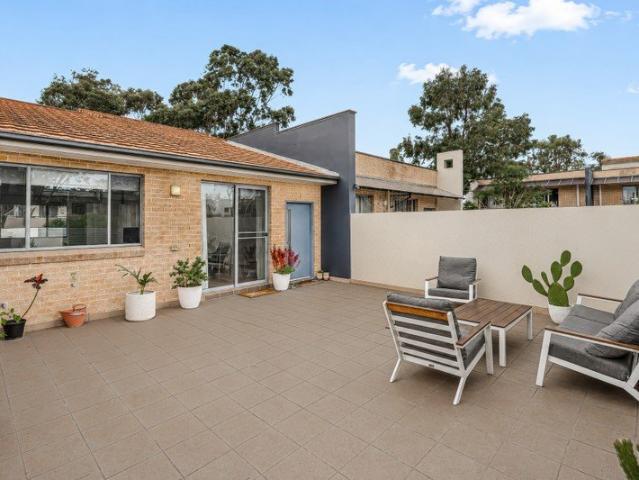 Townhouse for sale in Sydney, New South Wales