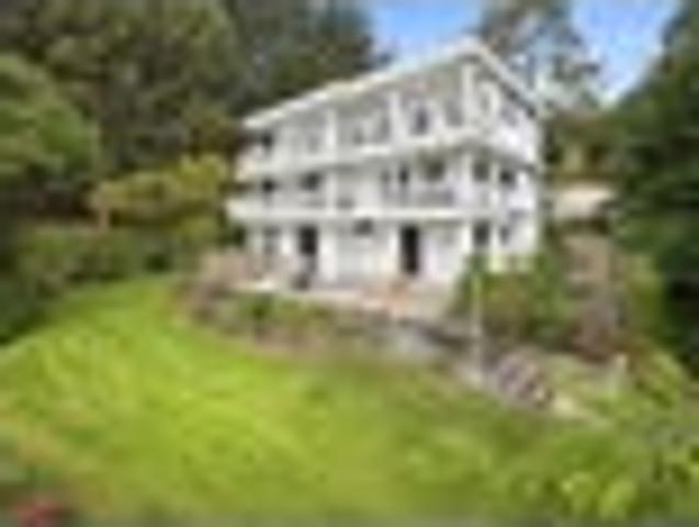 House for sale in Otakou