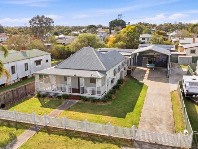 House for sale in South Grafton, Grafton