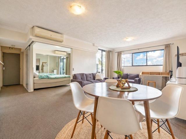 Apartment for sale in Toombul, Queensland