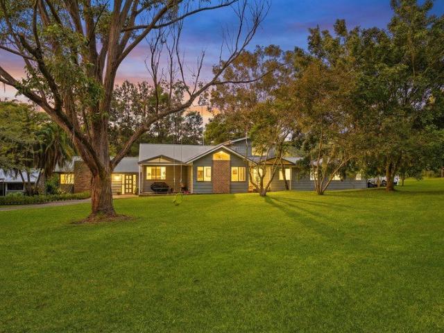 Cottage for sale in Jilliby, New South Wales