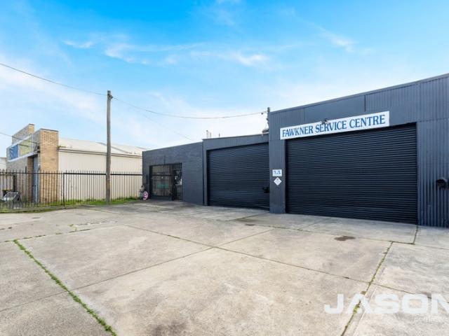 Warehouse for rent in Camerons Creek, Victoria