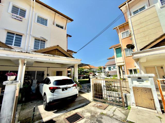 Terraced House for sale in Langat, Selangor