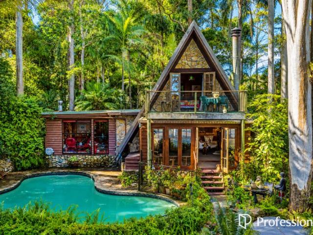 House for sale in Tamborine Mountain, Queensland