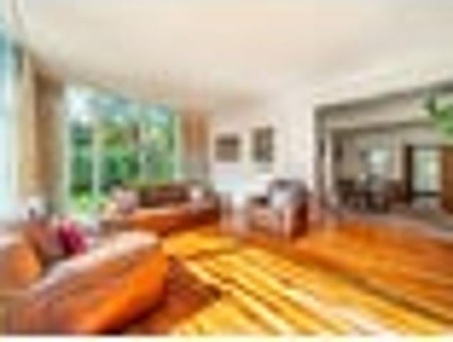 House for sale in Days Bay, Wellington