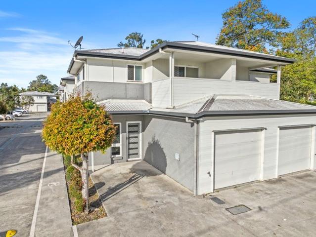 Townhouse for sale in Toombul, Queensland