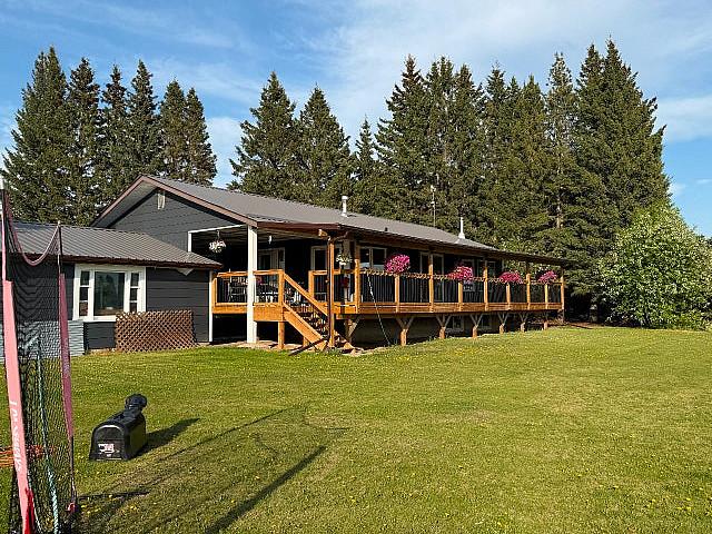 House for sale in Alberta