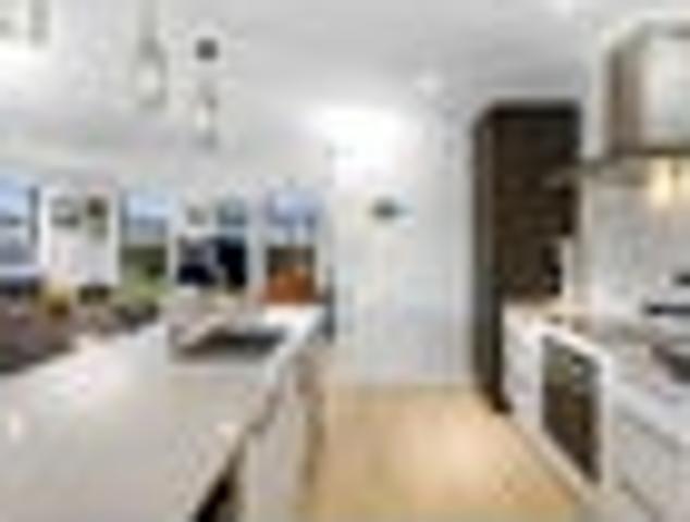 House for sale in Chaslands, Canterbury