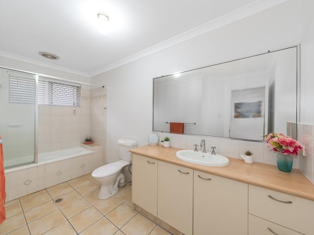 Townhouse for sale in Toombul, Queensland