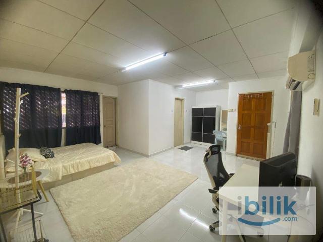 Room for rent in Petaling, Damansara Damai