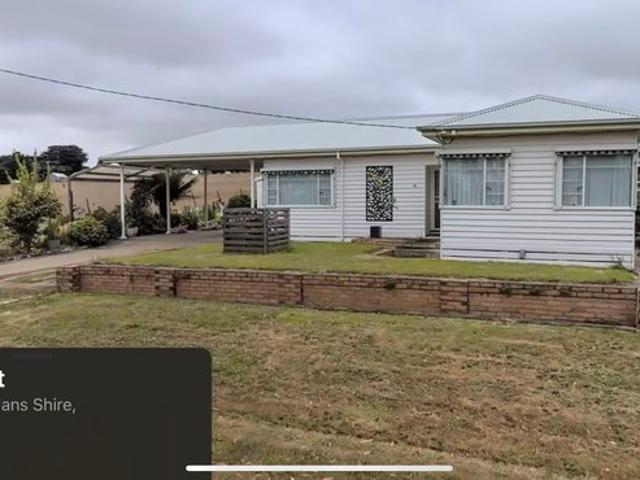 Cottage for sale in Glenthompson, Victoria