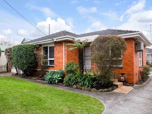 Villa for sale in Camerons Creek, Victoria