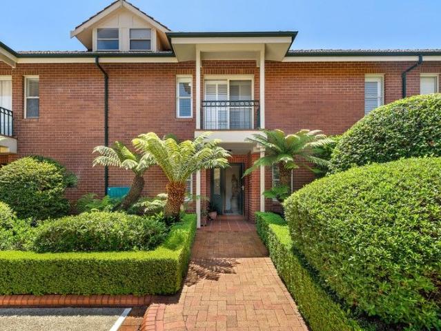 Townhouse for sale in Sydney, New South Wales