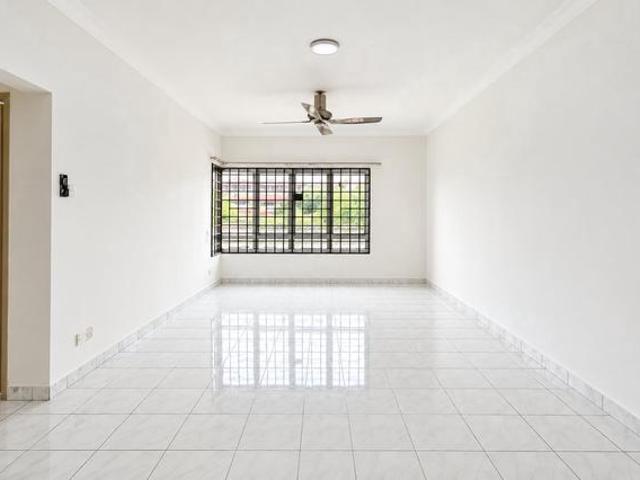 Apartment for sale in Bandar Sri Damansara, Petaling Jaya